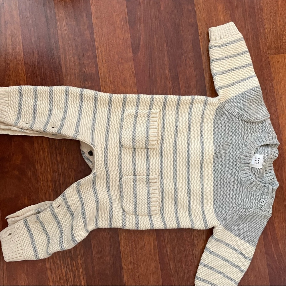 Baby gap sweater onesie. Never worn.